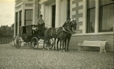 Horses and Carriage
Outside Bellcairn House, Cove, in 1913.
