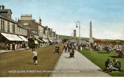 Helensburgh Seafront
Looking east from William Street.
