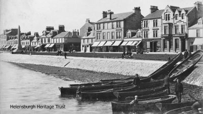 View from pier
An 1880s image by James Valentine of the fishing boats on the beach and Helensburgh's west seafront.
