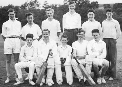 Hermitage Cricketers
The Hermitage School cricket team, circa 1950, photographed by Helensburgh photographer Bill Benzie. Image supplied by Iain McCulloch.

