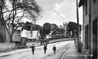Cardross Parish Church
An old image of Kirkbrae and the original Cardross Parish Church which was destroyed by German bombs in May 1941. Image, date unknown, supplied by Archie McIntyre.

