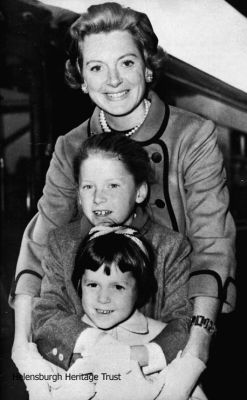 Deborah Kerr and daughters
Helensburgh film star Deborah Kerr is pictured at a railway station with her daughters Melanie and Francesca. Image circa 1978.
