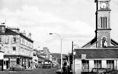 East Clyde Street
Looking east along East Clyde Street from the pier towards the Granary Restaurant and the Old Parish Church. Image circa 1959.
