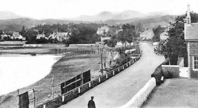 Garelochhead
A view of the road into Garelochhead, circa 1904.
