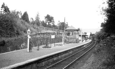 Helensburgh Upper Station
A view of Helensburgh Upper in its heyday, looking east towards the Sinclair Street bridge. Photograph taken in July 1959.
