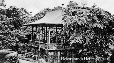 Hermitage Park bandstand
This bandstand stood at the south end of Hermitage Park. It played host to popular Sunday afternoon concerts, but then literally fell apart through disuse and was never replaced. Image date unknown.
