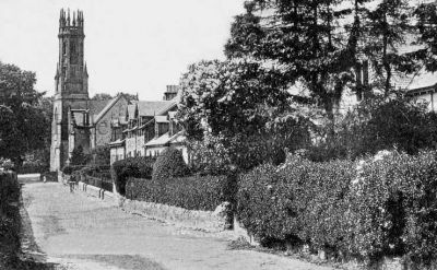 Church Road, Rhu
Church Road in Rhu c.1920.
