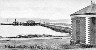 Lucy Ashton at Helensburgh
The 200 ton steamer Lucy Ashton, built in 1888, leaves Helensburgh pier for Craigendoran. Image date unknown, but before the outdoor swimming pool was built in 1928.
