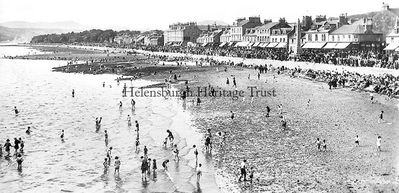 Helensburgh Seafront
A 1939 view of a crowded Helensburgh beach. Image supplied by Norman Hood.
