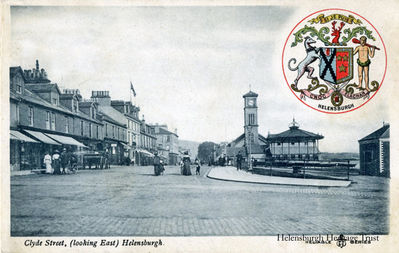 Clyde Street
This postcard bearing the Helensburgh coat of arms is looking east from Colquhoun Street towards the bandstand and the Old Parish Church. Image circa 1907.

