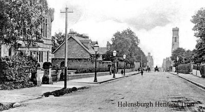 Sinclair Street looking south
Looking down Sinclair Street with the Victoria Hall on the left and St Columba Church further down on the right. Image circa 1905.
