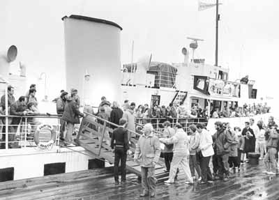 All Aboard
Passengers prepare to board the steamer Balmoral at Helensburgh Pier in 1987.
