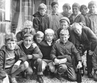 Baptist outing
Slightly damaged image of a Helensburgh Baptist Church Boys Guild group leaving for a week's camp at Aberfoyle. Image date unknown.
