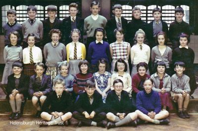 Clyde Street School 
A Clyde Street Primary School class, circa 1964. Back row: Ronald Park, Kenneth Glendye, Jim Urquhart, Duncan Campbell, William Bell, Neil Harper, Edward McKell, John Spy, ?; middle: Susan Taylor, Jacqueline Craig, Helen McWilliams, Mary Ross, Lesley ?, Lesley Coll, Fiona Grant, Elspeth Robertson, Kathleen Hamilton; front sitting: Royston Pearce, ?, Janet Shields, ?, Terry ?, ?, Catherine ?, Elizabeth Stewart, Billy McKechnie; on floor: ?, Simon Fraser, ?, George Beggs. Image supplied by Sue Taylor.
