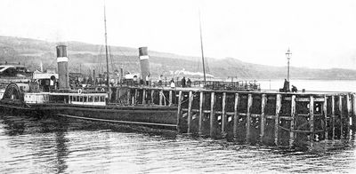 Steamers at Craigendoran
Two steamers at Craigendoran Pier, circa 1903.
