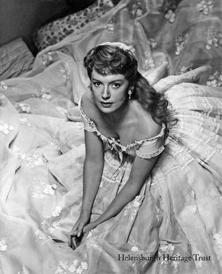 Deborah Kerr in gown
Helensburgh screen and stage star Deborah Kerr pictured in a beautiful gown. The circumstances are not known, so any information would be welcomed by the editor of the Helensburgh Heritage Trust website. Image circa 1950.
