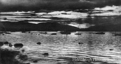 Gareloch sunset
Yachts moored on the Gareloch at Rhu in the sunset, circa 1935.
