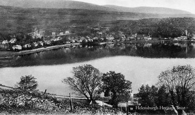 Garelochhead from west
Looking down to Garelochhead village from the hillside on the west side of the Gareloch. Image date unknown.
