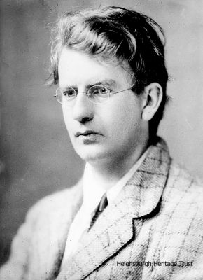 Early portrait
TV inventor John Logie Baird, pictured as a young man. Image date not known.
