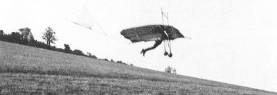 Percy Pilcher in flight
Percy flies the Hawk glider at Eynsford in 1897.
