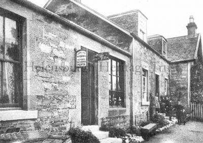 Shandon Shop
Bray, Shandon, on Kirk Brae, where Cooper & Co., agent for the Perth Dye Works, offered Teas etc. Date unknown. From the image collection of the late Nan Moir, of Cove.
