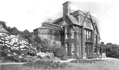St Helens Hotel
The St Helens Hotel at Kilcreggan. Image date unknown.
