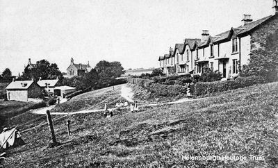 Sunnyside, Kilcreggan
Children are playing on the grass in this 1918 image of Sunnyside Cottages and School at Kilcreggan. It was published by Kerr, Post Office, Kilcreggan.
